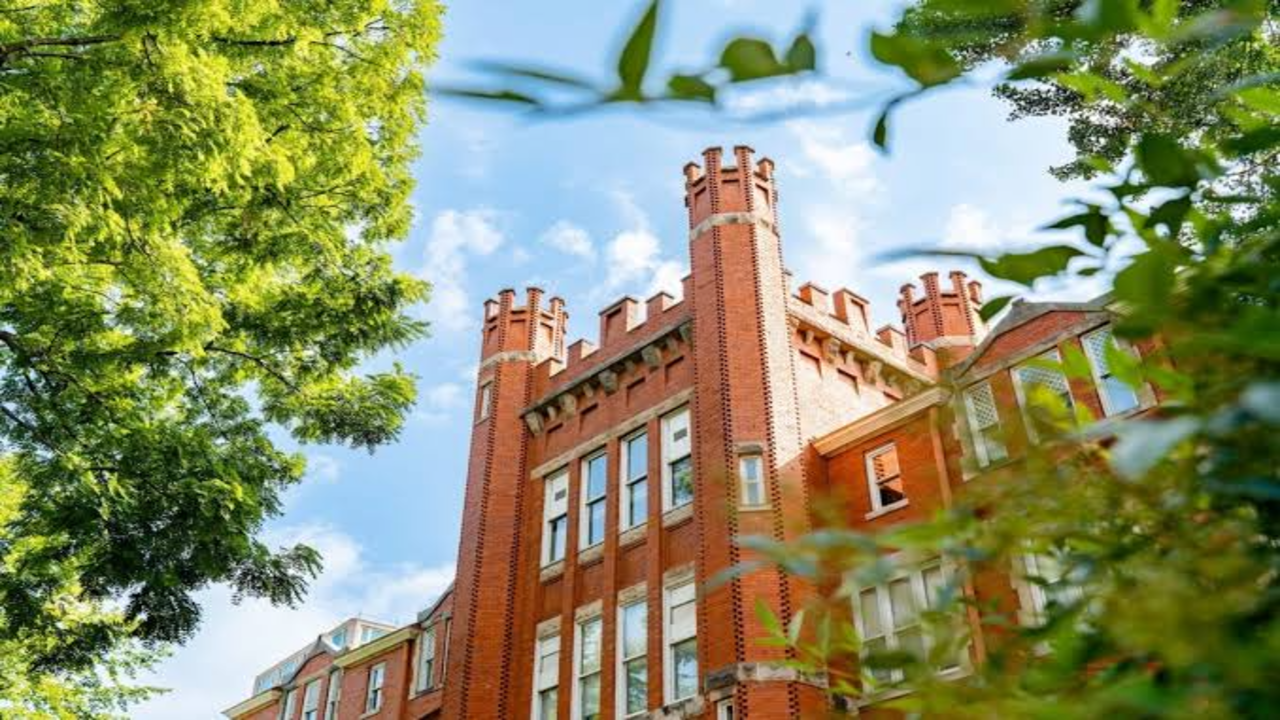 Marshall Scholarships finance young Americans
